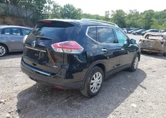2016 Nissan Rogue S — фото 4