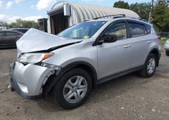 2015 Toyota Rav4 LE — фото 2