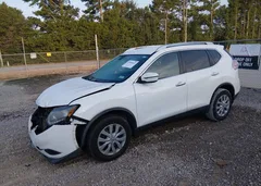 2016 Nissan Rogue S — фото 2