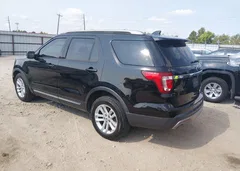 2017 Ford Explorer Xlt — фото 3