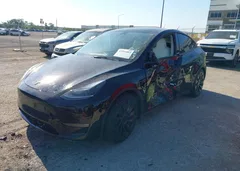 2023 Tesla Model Y Performance Dual Motor All-Wheel Drive — фото 2