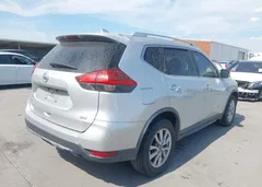 2017 Nissan Rogue Sv — фото 4