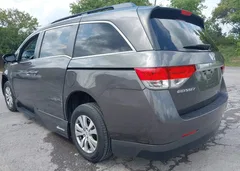 2016 Honda Odyssey Ex-L — фото 3