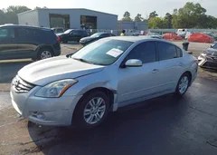 2011 Nissan Altima 2.5 S — фото 2