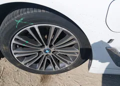2019 BMW 530E xDrive Iperformance — фото 6