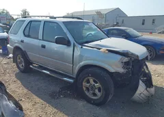 2003 Isuzu Rodeo S 3.2L V6 — фото 1