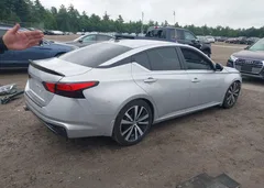 2019 Nissan Altima 2.5 Sr — фото 4