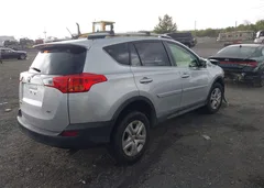 2015 Toyota Rav4 Le — фото 4
