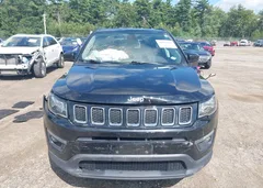 2018 Jeep Compass Latitude 4X4 — фото 23