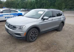 2021 Volkswagen Tiguan 2.0T Se/2.0T Se R-Line Black/2.0T Sel — фото 2