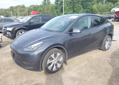 2024 Tesla Model Y Long Range Dual Motor All-Wheel Drive — фото 2