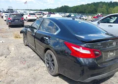 2018 Nissan Altima 2.5 Sr — фото 3