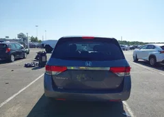 2014 Honda Odyssey LX — фото 16