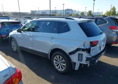 2019 Volkswagen Tiguan 2.0T Se/2.0T Sel/2.0T Sel R-Line/2.0T Sel R-Line Black — фото 3