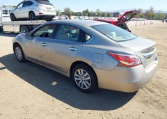 2014 Nissan Altima 2.5 S — фото 3