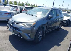 2016 Toyota Rav4 Xle — фото 6