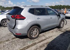 2017 Nissan Rogue Sv — фото 4