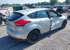 2016 Ford Focus Se — фото 4