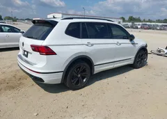 2024 Volkswagen Tiguan 2.0T Se R-Line Black — фото 4