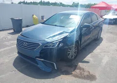 2017 Hyundai Sonata Se — фото 2