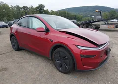 2026 Tesla Model Y — фото 1