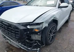 2021 Audi Q8 Premium Plus 55 Tfsi Quattro Tiptronic — фото 6