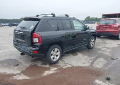 2015 Jeep Compass Sport — фото 4