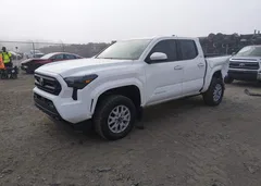 2026 Toyota Tacoma Sr5 — фото 2
