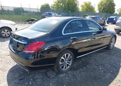 2016 Mercedes-Benz C 300 4Matic — фото 4
