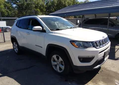 2020 Jeep Compass Latitude 4X4 — фото 1