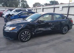 2016 Nissan Altima 2.5 SV — фото 6