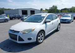 2014 Ford Focus SE — фото 2