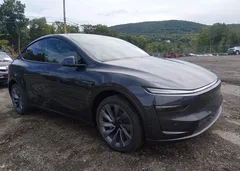 2026 Tesla Model Y All-Wheel Drive/Long Range Launch Series/Premium All-Wheel Drive — фото 1