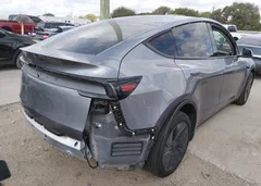 2026 Tesla Model Y Premium Rear-Wheel Drive/Standard Rear-Wheel Drive — фото 4