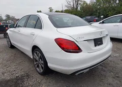 2019 Mercedes-Benz C 300 4Matic — фото 3