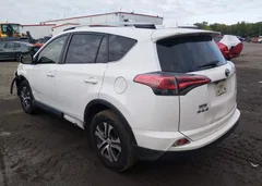 2016 Toyota Rav4 Le — фото 3