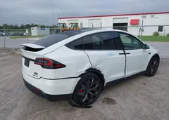 2026 Tesla Model X Plaid/Signature Series — фото 4