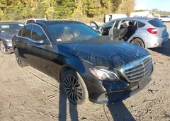 2017 Mercedes-Benz E 300 4Matic — фото 1