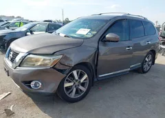 2013 Nissan Pathfinder Platinum — фото 2