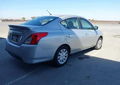 2019 Nissan Versa 1.6 SV — фото 4
