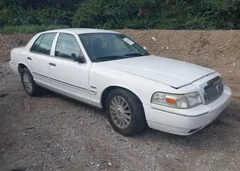 2010 Mercury Grand Marquis LS (Fleet Only) — фото 1
