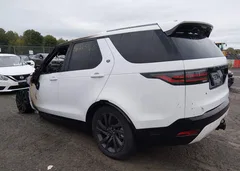 2022 Land Rover Discovery P300 S R-Dynamic — фото 3