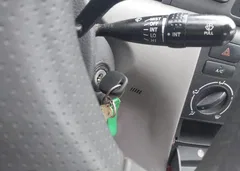 2005 Toyota Corolla LE — фото 11