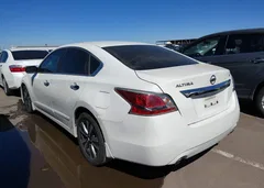 2015 Nissan Altima 2.5 S — фото 3