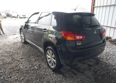 2015 Mitsubishi Outlander Sport 2.4 ES — фото 3