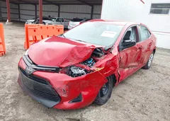 2019 Toyota Corolla LE — фото 2