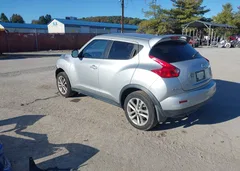 2013 Nissan Juke SL — фото 3