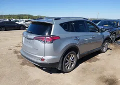 2018 Toyota Rav4 Limited — фото 4