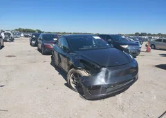 2025 Tesla Model Y Long Range Dual Motor Rear-Wheel Drive — фото 1