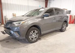 2018 Toyota Rav4 LE — фото 2